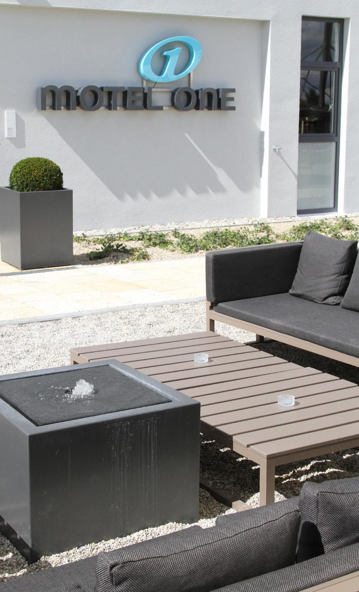 Motel One Muenchen-Garching Garching bei Muenchen Ngoại thất bức ảnh